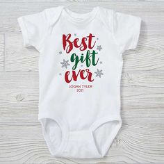 Personalized Baby Christmas Clothes - Best Gift Ever Clothes For Christmas, Christmas Onsies, Christmas Shirts Vinyl, Baby Christmas Onesie, Personalized Baby Onesies, Personalized Clothing, Custom Baby Onesies, Cricut Baby, Best Gift Ever