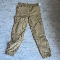 Brand New. Lined And Very Warm. Husky Fit. Same Day Shipping. Bundle And Save Or Make Me An Offer. Gap Cotton Cargo Style Bottoms, Casual Gap Pants With Pockets, Casual Gap Pants, Gap Casual Pants With Cargo Pockets, Gap Casual Full-length Pants, Make Me An Offer, Kids Bottoms, Husky, Gap