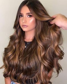 Balyage Long Hair, Brown Hair Shades, Hair Gloss, Brown Hair With Highlights