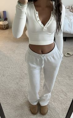 Cute Lounge Outfits, Outfit Inspo Casual, Trendy Outfits For Teens, Cute Lazy Day Outfits, Lazy Day Outfits, Cute Preppy Outfits, Cooler Look, Cute Comfy Outfits, Simple Trendy Outfits