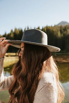 THIS SALE ITEM IS FINAL SALE! Every mom uniform checklist HAS to include the Sierra Hat. This charcoal-colored felt hat comes with a flat wide brim, and a comfortable crown. This color is neutral and we can't think of any outfit this hat will not go well with. Sierra Hat-Charcoal, boutique clothing, casual, the perfect hat! Boutique Clothing Fall Fedora With Flat Crown, Everyday Fedora With Flat Crown For Fall, Everyday Fall Fedora With Flat Crown, Everyday Felt Hat With Flat Crown For Fall, Everyday Fall Hat With Flat Crown, Everyday Solid Felt Hat With Short Brim, Everyday Flat Crown Hat For Fall, Everyday Felt Hat With Short Brim, Fall Felt Hat With Flat Crown