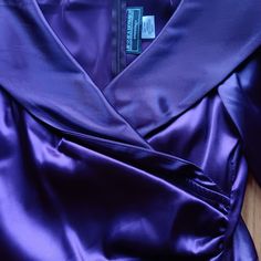 Beautiful Ladies Jessica Howard Evenings Purple Satin Dressy Evening Top. Size 8. Would Look Gorgeous With Dressy Pants Or Skirt. Zipper In Back. Cuff Sleeves. New With Tags. Skirt Zipper, Dressy Pants, Evening Tops, Jessica Howard, Purple Satin, Beautiful Ladies, Cuff Sleeves, Top Blouse, Womens Tops