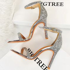 Shiny Sequins High-heeled Shoes Hak Tinggi, Bling Sandals, Wedding Pumps, Party Pumps, Pumps Heels Stilettos, Super High Heels, Peep Toe Sandals, Shoe Show, Ankle Strap Heels