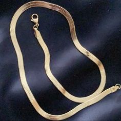 This snake chain Necklace will definitely give your outfit a stylish, classy vintage look! Can be layered. The Necklace features a stunning 18k gold plated stainless  steel necklace.The chain size  is 5mm  in size. Please see picture.Its tarnish resistant and hypoallergenic, so ideal for sensitive skins. this necklace can be worn everyday.Length 18 inches long Snake Chain Necklace Gold, Necklace Layering Gold, Gold Snake Chain, Gold Letter Necklace, Chain Necklace Gold, Chunky Chain Necklaces, Classy Vintage, Snake Chain Necklace, Snake Necklace