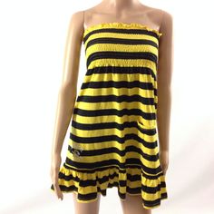 F22 College Classics Womens Strapless Striped Dress Yellow Black Size L Length 27" Armpit To Armpit 15" Strapless Yellow Mini Dress For Vacation, Yellow Strapless Summer Mini Dress, Strapless Yellow Summer Mini Dress, Yellow Strapless Mini Dress For Day Out, Casual Yellow Strapless Mini Dress, Casual Yellow Strapless Dress, Yellow Strapless Sundress, Dress Yellow, Yellow Dress