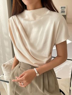 Plain Tee Shirts, Work Attire, Batwing Sleeve, Outfits Casuales, Casual Outfit, Look Fashion