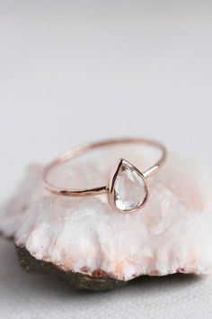 Body Chains, Gold Glam, Rose Gold Engagement Ring, Topaz Ring, Stacking Ring, Pretty Jewellery, Pear Cut