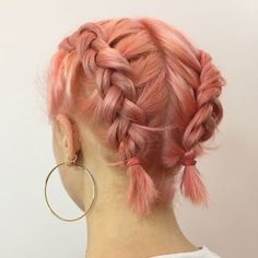 Peachy Pink Hair, Cool Short Hairstyles, Short Braids, Peinados Fáciles Para Cabello Corto, Zoe Kravitz, Hair Color Pink, Penteado Cabelo Curto, Grunge Hair