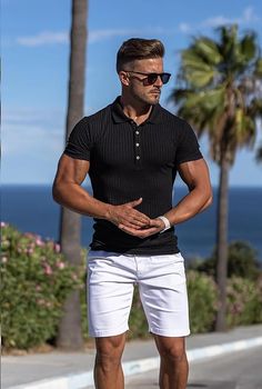 Men's Black Slim Fit Short Sleeve Muscle Polo Shirt Embrace the vacation vibe with our Men's White Slim Fit Short Sleeve Muscle Polo Shirt, you'll never have to compromise style for comfort. Designed to accentuate your muscles, this shirt offers a sleek and modern look, perfect for any occasion. Made with breathable fabric, you'll stay cool and confident all day long. MEN'S REGULAR SIZING General Size Chest (in) Waist (in) Neck (in) Sleeve (in) S 34 - 36 28 - 30 14 - 14.5 32.5 - 33 M 38 - 40 32 Bob Pixie Cut, Mens Toupee, Wig Hat, Mens Tools, U Part Wigs, Slim Fit Shorts, Shirt Short Sleeve, Men's Grooming, Stay Cool