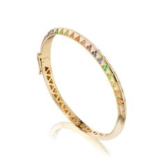 Knife Edge 4.5mm Hinged Bangle with Multicolored Sapphire, Blue Topaz and Amethyst Details in 18K Yellow Gold. Stephanie Gottlieb, Yellow Gold Bangle, Rainbow Gemstones, Gemstone Bangle, Big Diamond, Hinged Bangle, Sapphire Blue, Quality Diamonds, Gold Bangles