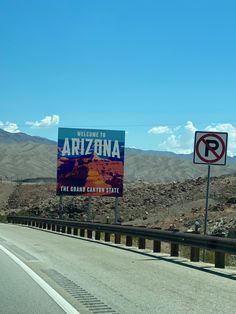 there is a sign on the side of the road that says arizona and no parking