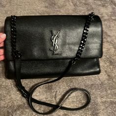 Black On Black, It's Beautiful, It Has A Lot Of Department To Store Your Things, A Great Bag Ysl Crossbody, Bags Ysl, Saint Laurent Bags, Yves Saint Laurent Bags, Black Purse, Black On Black, Black Purses, Yves Saint Laurent, Saint Laurent