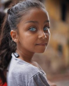 Rare Eyes, Beautiful Eyes Color, Most Beautiful Eyes, Stunning Eyes, Foto Art, Gorgeous Eyes, Interesting Faces, Pretty Eyes, Cool Eyes