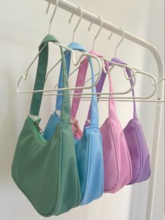 Evry Jewels pastel purses Pastel Bags, Summer Outfits Plus Size, Purse Aesthetic, Summer Outfits Plus, Summer Outfits Aesthetic, Trendy Purses, Sacs Design, Summer Outfits Black, Aesthetic Bags