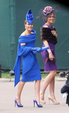 Two hats at the Kate & Will Royal Wedding. Crazy Hats, Prince William And Catherine, Blue Cocktails, Hat Bag, Tv Personality, Popsugar Fashion, Elegant Lady, Woman's Fashion, Fancy Hats