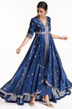 #fashion #cordset #summer #fashionblogger #nicelook #trouser #jeans #indianwear #cordset 
#cordsets #cordsetsforwomen #cordsetstyle#indowestern #onlineshopping#worldwideshipping #officewear #regularwear #top #plazzo Navy Blue Anarkali, Blue Anarkali, Designer Anarkali Dresses, Bar Refaeli, Anarkali Dress Pattern, Long Dress Design, Hippy Chic, Salwar Kamiz