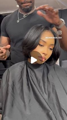 Bob Hairstyle Natural Hair, Curly Bob On Black Women, Jaw Length Bob Black Women, Hair Inspiration Medium Length, Bob On Natural Hair Black Women, Bob Natural Hairstyles For Black Women, Summer Hair Styles Black Women, Relaxed Hair Styles For Black Women