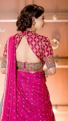 Blauz Pattern New, Bandini Blouse Designs Latest, Bandini Blouses Designs, Blouse For Pink Saree, Bandini Saree Blouse Designs, Pink Saree Blouse Designs, Trendy Blouse Designs For Lehenga, Saree Blouse Back, Latest Blouse Design