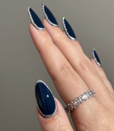 37 Frosty Blue Winter Nails You'll Want to Screenshot - Navy And Silver Nails, Lights Lacquer, Blue And Silver Nails, Dark Blue Nails, Navy Nails, Navy Blue Nails, Nagel Tips, Blue Nail, Thanksgiving Nails