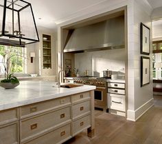 the kitchen is clean and ready to be used as an appliance for photos