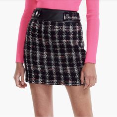 Authentic New Size Fr 38 (Us4-6) Fitted Black Tweed Mini Skirt, Chic Tweed Mini Skirt For Fall, Black Tweed Mini Skirt, Black Tweed Mini Skirt For Winter, Tweed Mini Skirt, Womens Skirt, Black Pink, Mini Skirts, Black And Red