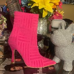 Cute Fuchsia Colored Casual Bootie! Has Side Zipper Closure! Has Pointed Toe Vibe! Has Cloth Material! Fits True To Size! Has Approx 4 Inch Heel! #Kash! Cloth Material, Fuchsia Color, 4 Inch Heels, Side Zipper, Bootie, Bootie Boots, 4 Inch, Ankle Boots, Women Shoes