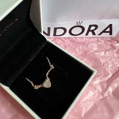 Brand New Never Worn With Gift Box And Bag Pandora Heart Necklace, Pandora Mom, Necklace Pandora, Pandora Jewelry Necklace, Pandora Star, Pandora Gold, Pandora Pink, Pandora Necklace, Halo Necklace