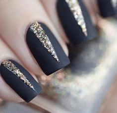 Nails Gray, Gold Manicure, New Years Eve Nails, Gold Nail, Makijaż Smokey Eye, Colour Ideas, Nail Patterns