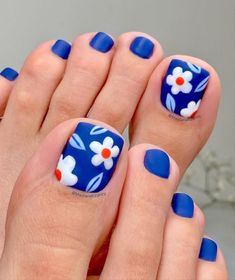 Summer Pedicure Designs Toenails, Cute Pedicure Designs, Pedicure Design, Do It Yourself Nails, Toenail Designs Summer, Cute Pedicures, Nails Korean, Pedicure Designs Toenails, Pedicure Colors