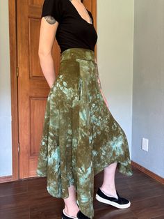 MFP original pioneer skirt with pockets.  Hand-dyed by Earth Found Designs in "catalpa".  4" wide, stretchy waist band.  Each purchase comes with $100 insurance. Additional insurance is available in another listing.  This garment also comes with a free alteration and one free repair for typical wear and tear, within a year of purchase. Pocket Skirt, Skirt With Pockets, Skirts With Pockets, Kilt, Waist Band, French Terry, A Year, Hand Dyeing, Gender Neutral