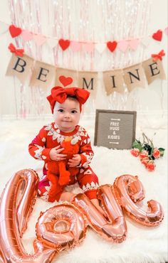 Valentine Pics For Kids, Valentines Diy Baby Photoshoot, 8 Month Baby Photoshoot February, February Baby Pictures Ideas, 7 Month Valentine Photos, 10 Month Old Valentines Day Pictures, Diy Newborn Valentines Photo Shoot, Valentine’s Day 6 Month Photo Shoot, Valentines Family Pictures Photo Shoot