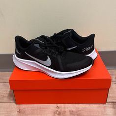 Brand New Shoes With Box Included! Black Sneakers With Perforated Toe Box For Errands, Shoes Nike Running, Nike Running Sneakers, Rare Nikes, Jordan 13 Retro, Green Sneakers, Nike Flyknit, Nike Air Max 270, Basketball Sneakers