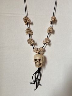 Vintage Resin SKULL Heads Necklace w/ Bones Halloween Skull Jewelry In Bone Color, Adjustable Skull Necklace For Festivals, Halloween Skull Shaped Bone Jewelry, Halloween Skull Jewelry With Skull Print, Bones Necklace, Resin Skull, Oklahoma City Oklahoma, Bone Necklace, Gothic Necklace