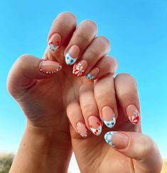 Once again, we've curated 80 cute summer nail inspirations that can provide you with the best tips for your next mani. These lovely summer mani are Patriotic Nails Design, Patriotic Nails, 4th Of July Nails, Simple Gel Nails, Summery Nails, Classy Acrylic Nails, July Nails, Cute Gel Nails, Short Acrylic Nails Designs