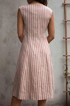 One Piece Dresses Western, Linen One Piece, Teenage Dress, Linen Stripes, Dresses Western, Simple Kurta Designs