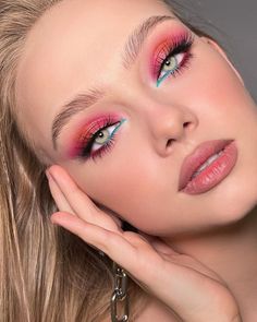 Maquillage On Fleek, Eye Makeup Images, Date Makeup, Smink Inspiration, Dramatic Makeup, Eye Makeup Designs, Simple Eye Makeup