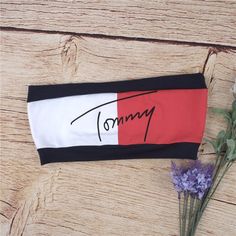 Tom Time Funky Streetwear, Hilfiger Outfits, Measuring Chart, Bandeau Crop Top, Fall 2024 Fashion, Bandeau Bra, 2024 Fashion Trends, Vintage Tommy Hilfiger, Fashion Lookbook