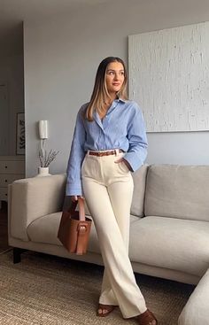 Smart Casual Women Outfits, Rok Outfit, Cute Work Outfits, Corporate Attire, Business Outfits Women, Stylish Work Attire, Everyday Fashion Outfits