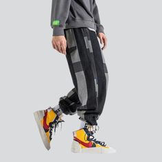 Make a statement in our 2023 Spring-Summer Collection Men's Rectangle Print. Loose Jogger Pants! These Y2K-style joggers feature a mid-waist design. with drawstrings closure and a unique printed pattern. Perfect for injecting a bit of vintage vibes into your look.Distinctive Features: Y2K Style: These joggers feature a distinctive Y2K-style design for a retro look. Painted Pattern: A unique painted pattern for a statement-making look. Baggy Fit: These joggers feature a baggy fit. for a couture y Urban Tapered Leg Joggers For Streetwear, Urban Style Baggy Joggers For Leisure, Urban Baggy Joggers For Leisure, Black Joggers For Summer Streetwear, Hip Hop Style Tapered Leg Sweatpants For Streetwear, Hip Hop Tapered Leg Sweatpants For Streetwear, Black Summer Joggers For Streetwear, Baggy Tapered Leg Joggers For Streetwear, Summer Streetwear Sweatpants With Tapered Leg