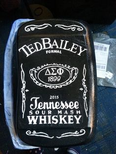 there is a cake that has been made to look like it's advertising whiskey