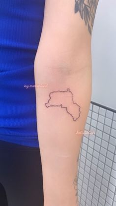 Kurdistan kurdish tattoo country outline Tattoo Kurdistan, Kurdistan Tattoo, Kurdish Tattoo, Map Tattoos, Sun Tattoo, Tiny Tattoos, Geometric Tattoo, Tattoos For Women