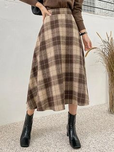 Is That The New High Waist Plaid A-line Skirt ??| ROMWE USA Rok Midi, Elegant Midi Skirt, Plaid Skirt Outfit, Rock Outfit, Skirts Midi High Waisted, Spring Skirts, Winter Skirt, Plaid Skirt, Summer Skirts