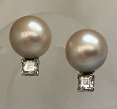 Tahitian pearl post earring, 14kt. white gold, 0.40 ct.TW. diamonds. Pearls 9.9 mm. Diamonds And Gold, Tahitian Pearls, Gold Earring, Pearl Diamond, Post Earrings, Jewelry Earrings Dangle, Gold Earrings, Dangle Drop Earrings, Dangle Earrings