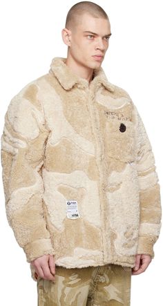 Polyester sherpa fleece jacket. Embroidered detailing and camouflage pattern throughout. · Spread collar · Press-stud closure · Text and logo embroidered at chest and back · Patch pocket at chest · Logo flag at patch pocket and back · Logo patches at front · Shirttail hem · Single-press-stud barrel cuffs · Full taffeta lining Supplier color: Beige Mens Sherpa Jacket, Sherpa Fleece Jacket, Rave Fits, Patch Jacket, Streetwear Jackets, Mens Sherpa, Patches Jacket, Bathing Ape, Outdoor Jacket