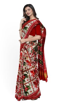 Red Patola Saree, Saree Tassels Designs, Saree Tassels, Patola Saree, Elegant Blouse Designs, Saree Blouse Designs Latest, Saree Trends, Blouse Designs Latest