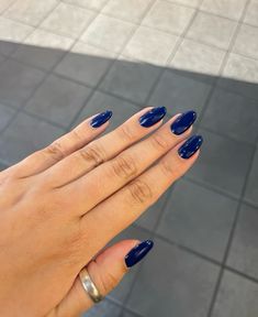 fall nail Inspo #fallnails #navynails Fall Nail Inspo, Hoco Nails, Navy Nails, Simple Fall Nails, Solid Color Nails, Plain Nails, Summery Nails, Fall Nail, Fire Nails