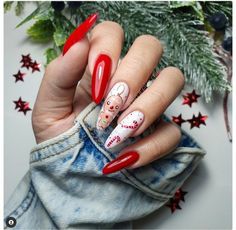 Cool Winter Nails, Christmas Nails Red And White, Nail Decoration Ideas, Christmas Candy Nails, Nail Designs Christmas, Mickey Nails, Festive Nail Art, Cool Winter, Leg Tattoos Women