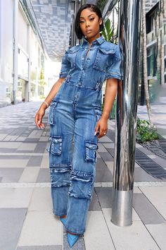 Plus Size Denim Jumpsuit, Plus Size Cargo, Denim Jumpsuits, Jeans Outfit Women, Denim Outfits, Denim Cargo, Menorah