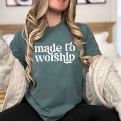 🌟 Made to Worship! Whatever you face in life, you can praise Him through it all!  This beautiful Christian Comfort Colors t-shirt is printed with DTG technology for ultimate quality and durability! Add to cart and add this faith based t-shirt to your Christian wardrobe. ----------------------------------------- 🌈 Join our VIP email list for exclusive benefits! Sign up today to receive VIP coupon codes, special offers, and updates on new arrivals. Be a part of our community celebrating faith an Inspirational Slogan Tops For Everyday, Inspirational Everyday Slogan Tops, Inspirational Screen Print Crew Neck Top, Inspirational Crew Neck Soft-washed T-shirt, Inspirational Soft-washed Crew Neck T-shirt, Christian Wardrobe, Christian Comfort, Made To Worship, Praise Him