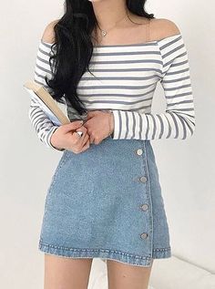 "Lila You're forever mines , and I'll make sure the whole world knows… #fanfiction #Fanfiction #amreading #books #wattpad Hipster Chic, Rok Mini, Coat Outfit, Trending Fashion, Jeans Rock, Fashion Korean